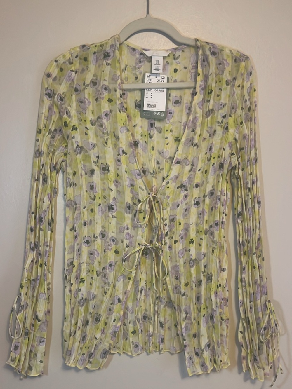 H&M Yellow Floral Sheer Tie-Front Plisse Blouse - Picture 3 of 6